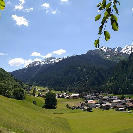Landhaus Juritsch Klosterle am Arlberg Buitenkant foto