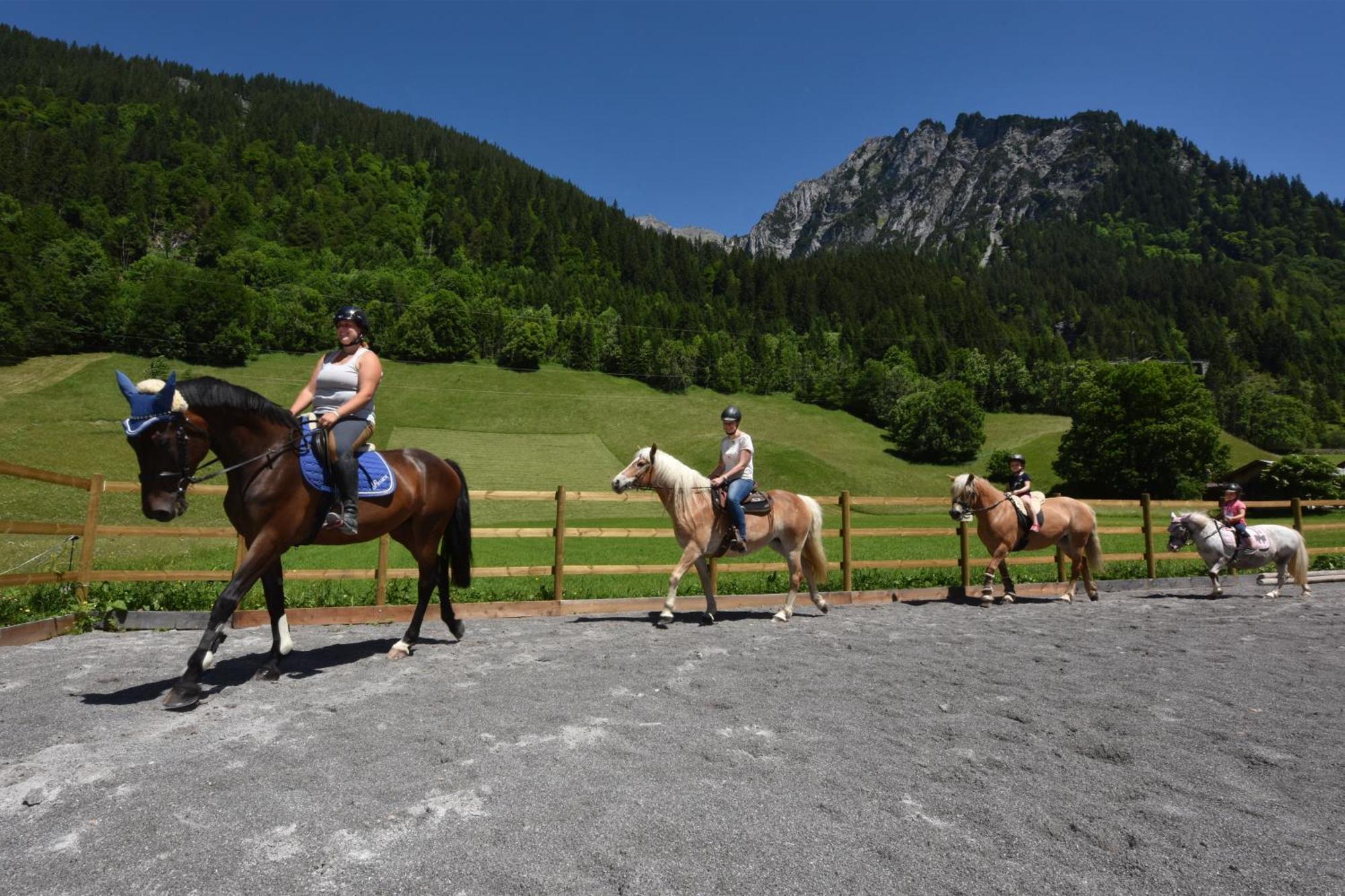 Landhaus Juritsch Klosterle am Arlberg Buitenkant foto